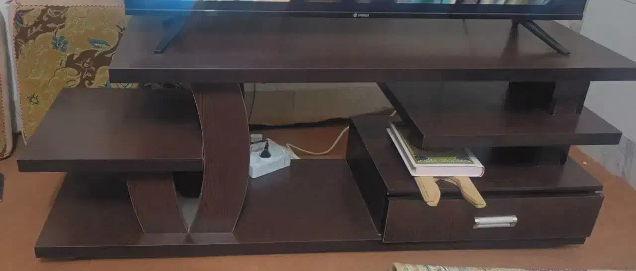 میز تلوزیون در حد نو|میز تلویزیون|فریدونشهر, |دیوار