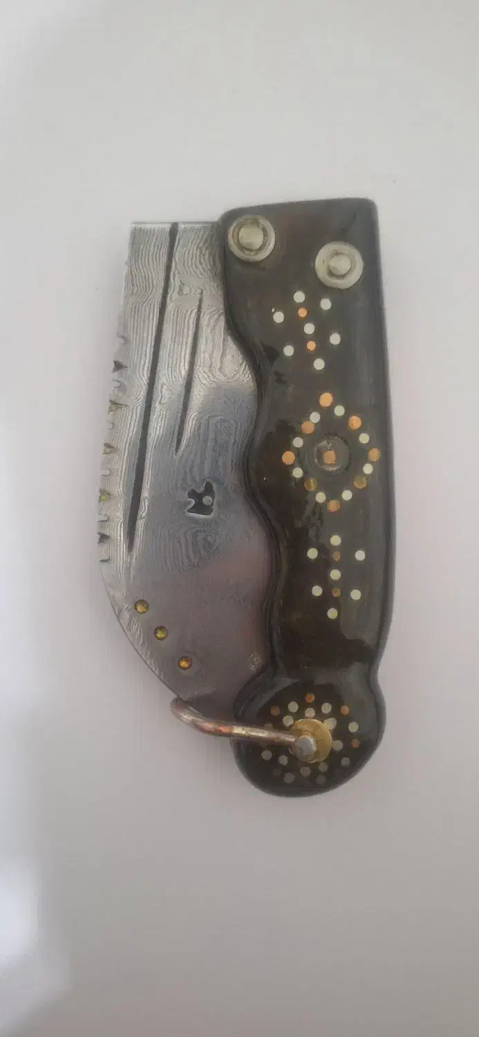 دمشقی بیجار|کلکسیون اشیاء عتیقه|قروه, |دیوار