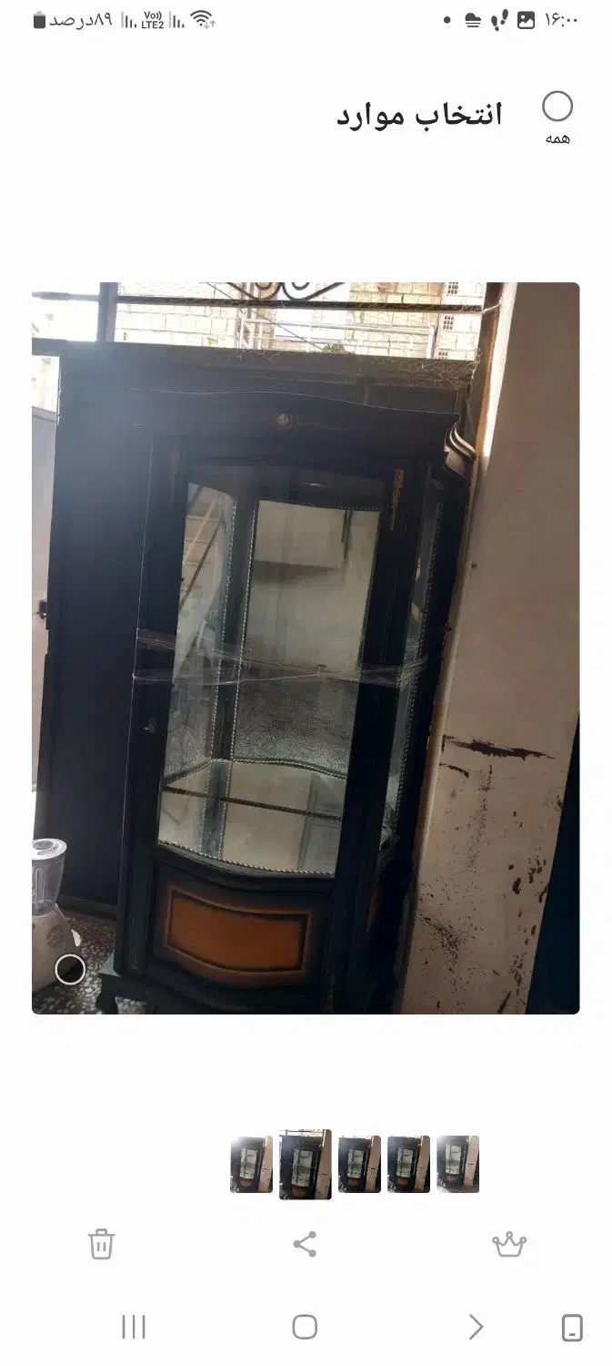 ویترین  بسیار تمیز  برای فروش|بوفه، ویترین، کنسول|رشت, پل تالشان|دیوار