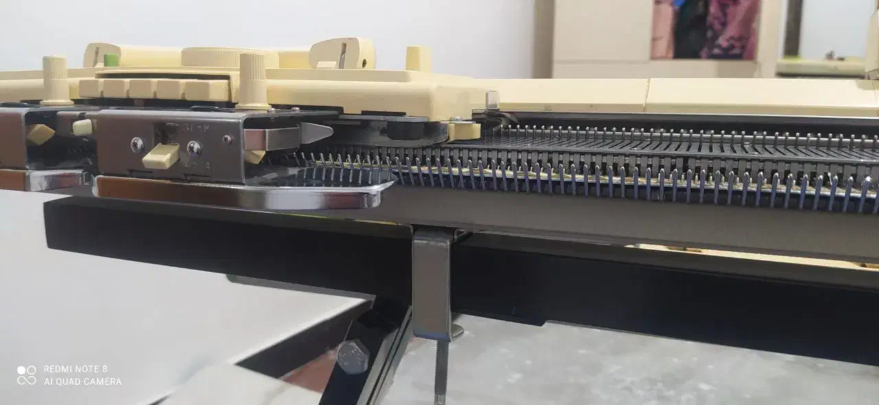 فروش دستگاه اصل بافتنی|لوازم خیاطی و بافتنی|مریوان, |دیوار