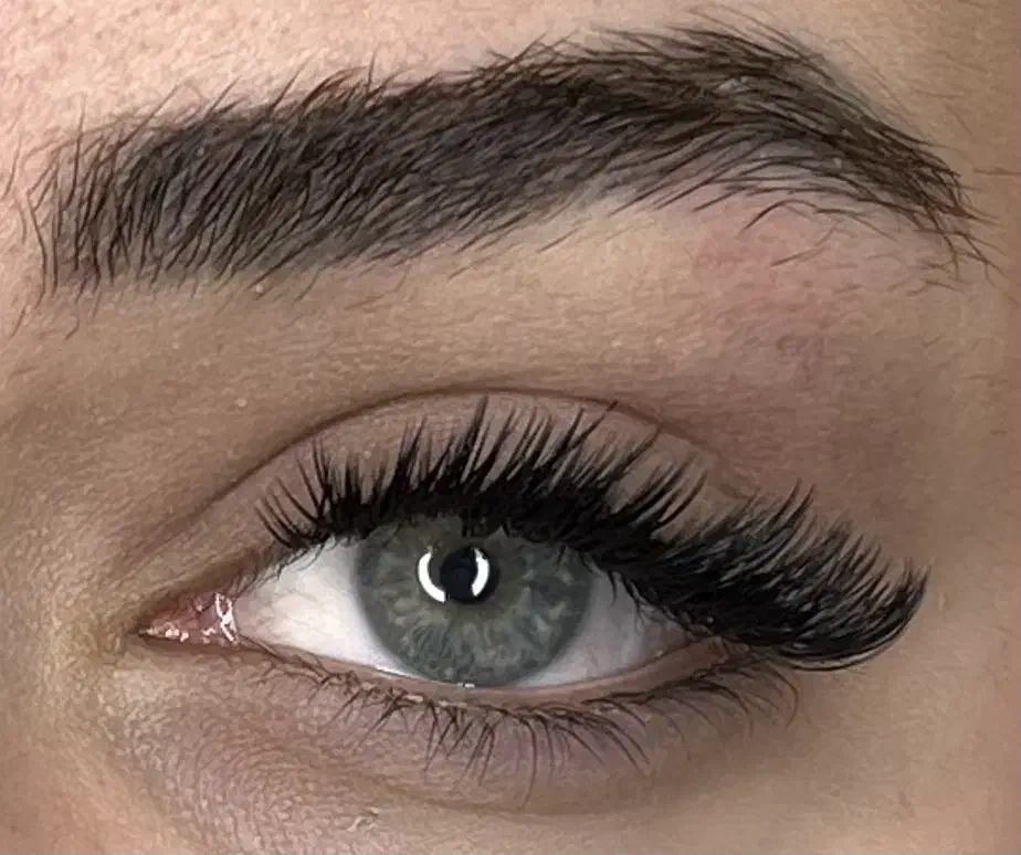 آموزش صفر تا صد اکستنشن مژه به صورت حرفه ای|خدمات آموزشی|یزد, |دیوار