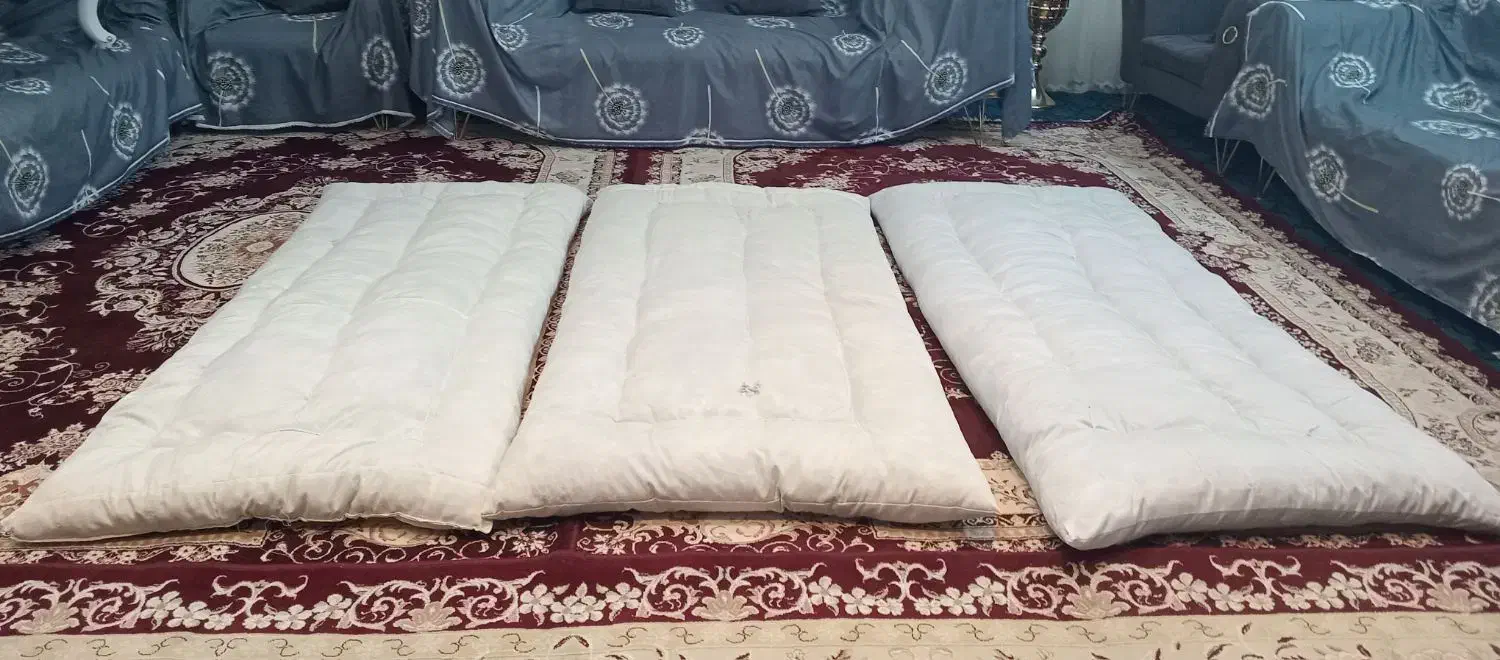 سه تشک پشم گوسفند|تشک تختخواب|سلماس, |دیوار