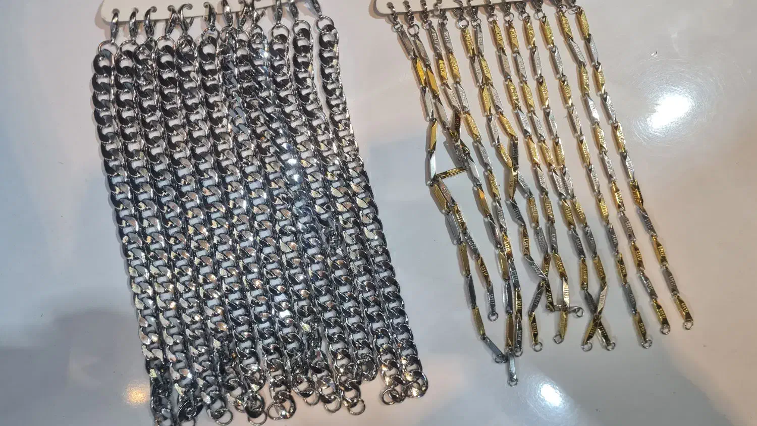 بورس انواع دستبند زنانه و مردانه|بدلیجات|فسا, |دیوار