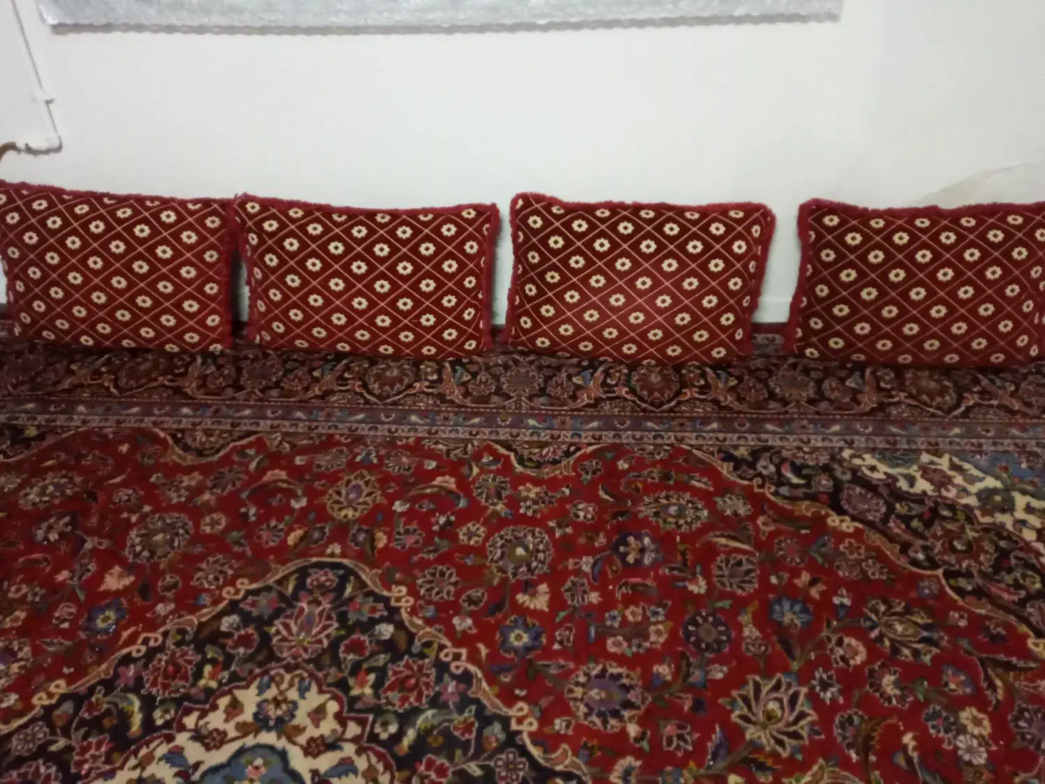 روپشتی|پشتی|شیراز, مسلم|دیوار