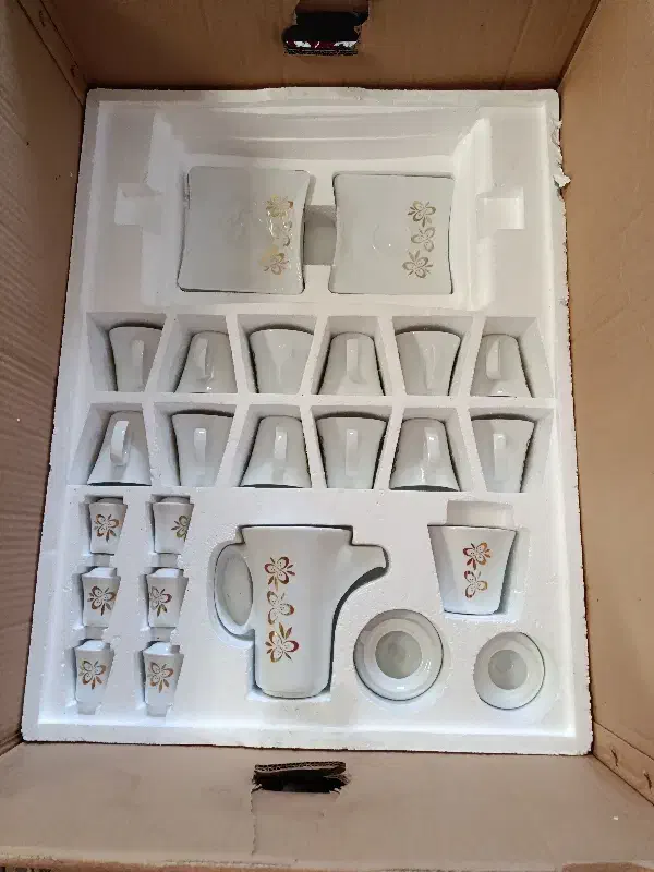 سرویس چینی 90 پارچه|ظروف سرو و پذیرایی|هشتگرد, هشتگرد قدیم|دیوار