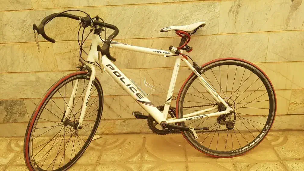 دوچرخه (کورسی) برند پلیس|دوچرخه، اسکیت، اسکوتر|تهران, گلستان (شهرک راه آهن)|دیوار