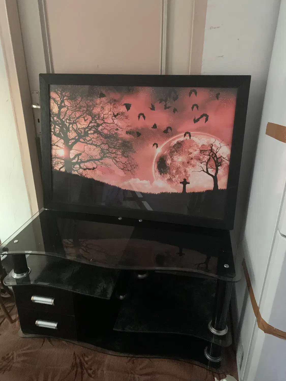 میز زیر تلویزیون و تابلو برقی|میز تلویزیون|تهران, آبشار تهران (دریاچه)|دیوار