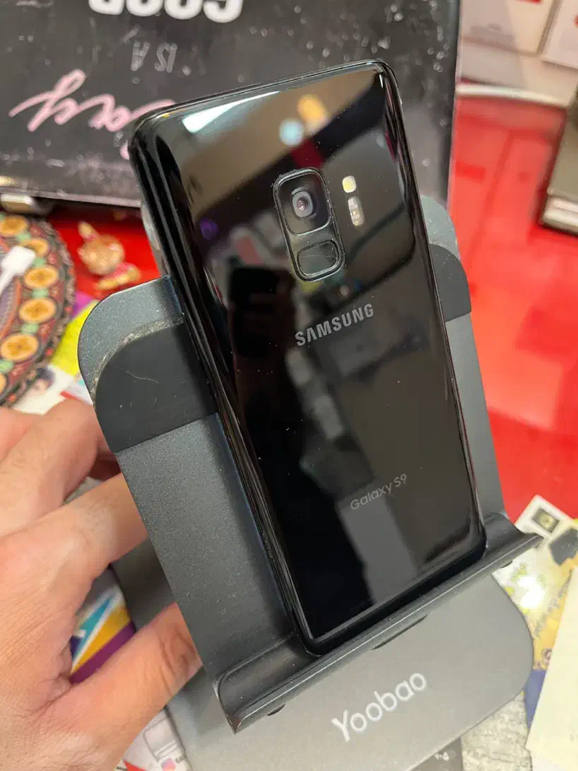 s 9|موبایل|شاهین‌شهر, عطار|دیوار