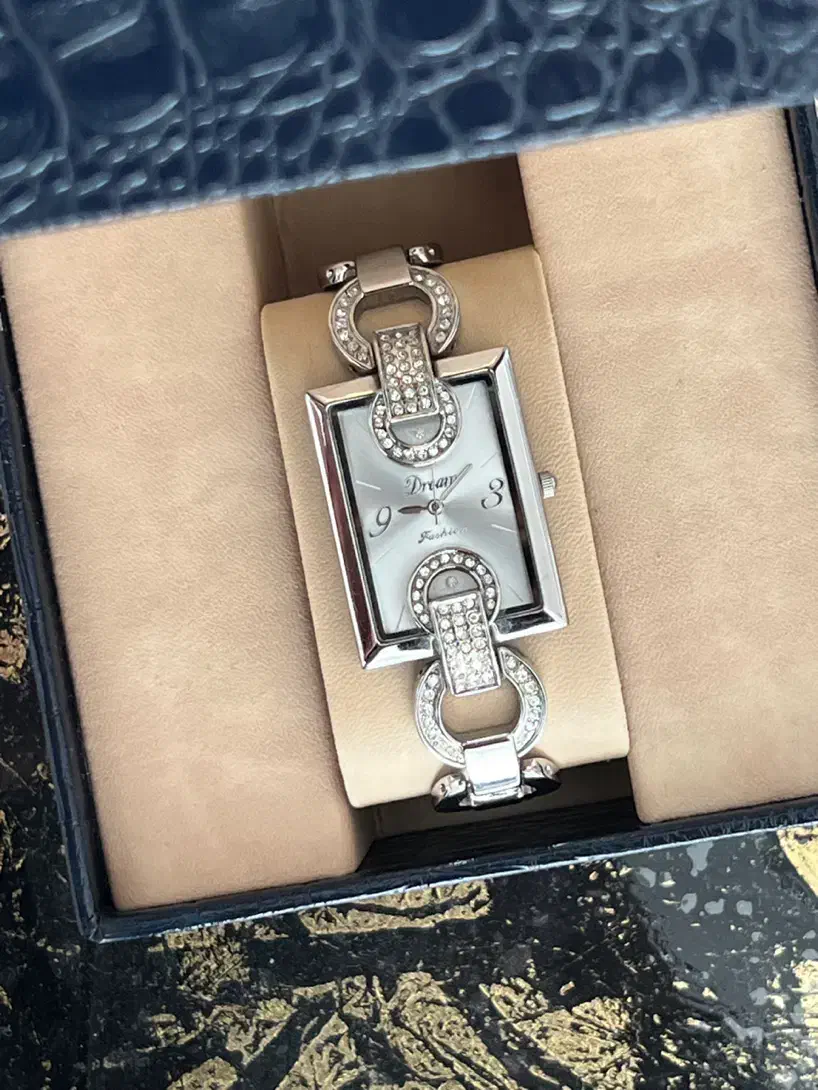 ساعت اصل دریم dream آکبند نو سالم|ساعت|تبریز, |دیوار