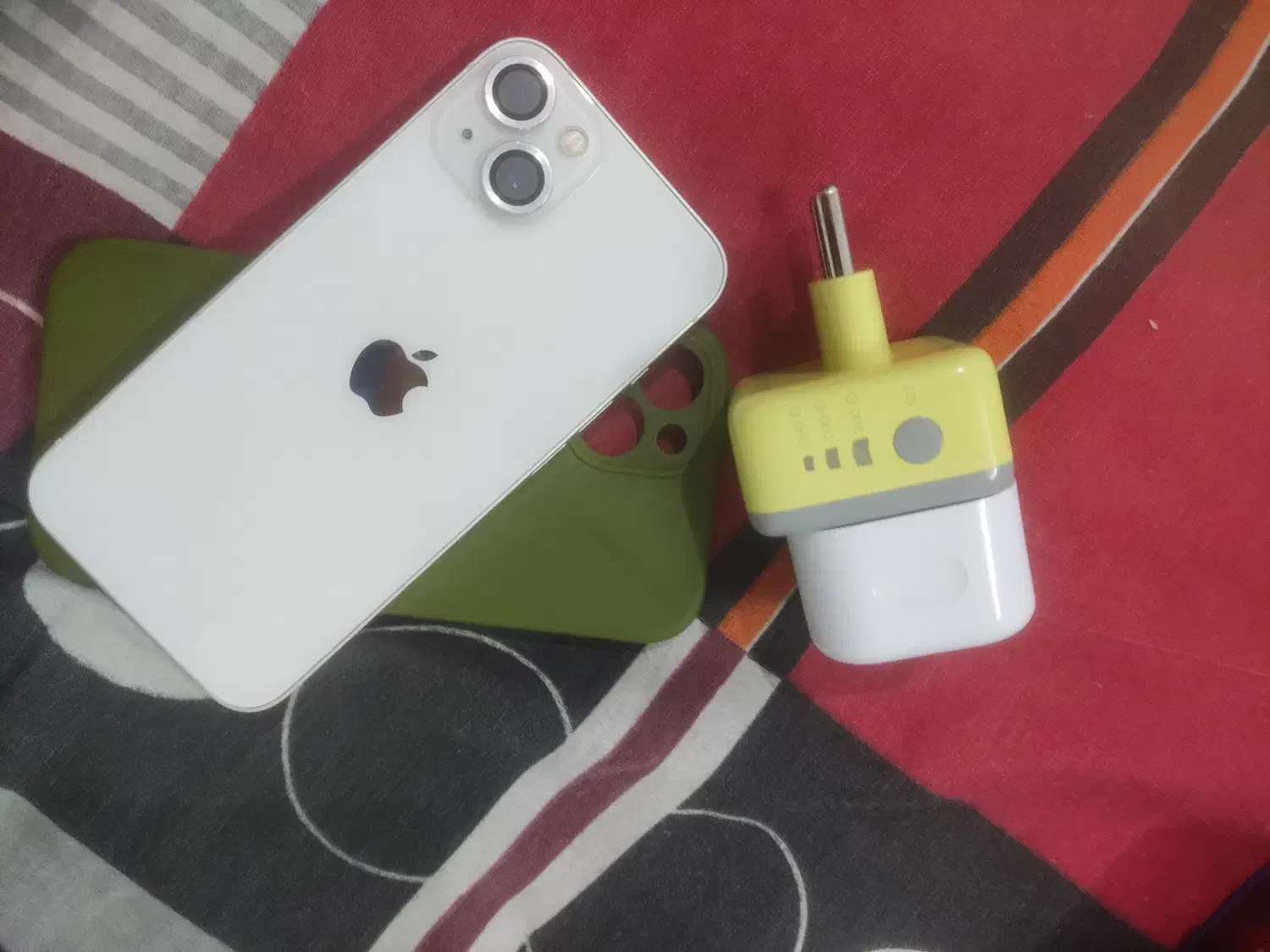 آیفون 13 نرمال|موبایل|کازرون, |دیوار