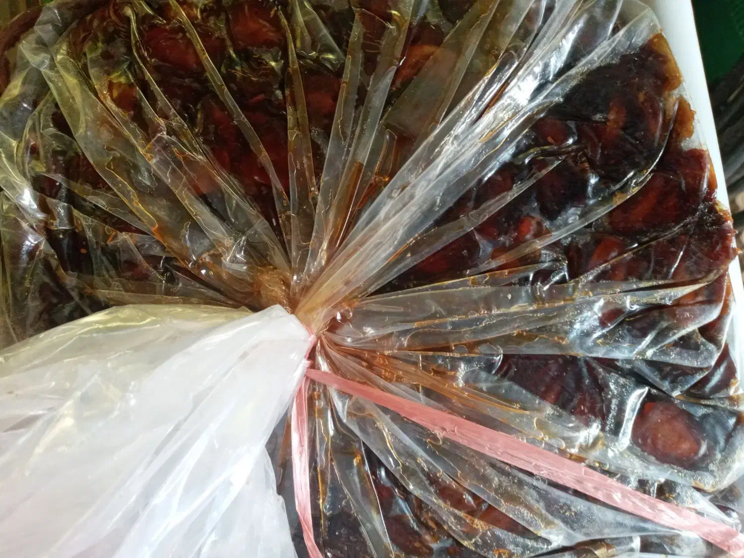 خرما|خوردنی و آشامیدنی|کاکی, |دیوار