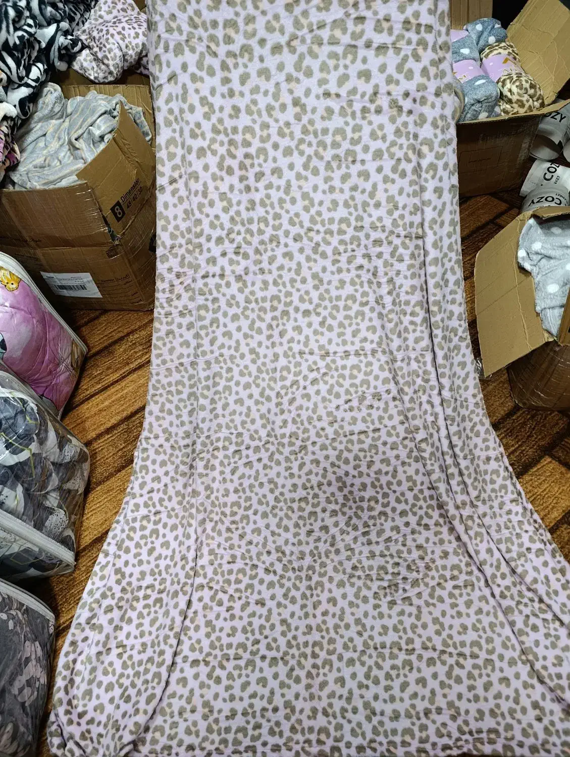 پتو مسافرتی 2 نفره طرح دار|رختخواب، بالش، پتو|شیراز, کوشک میدان|دیوار