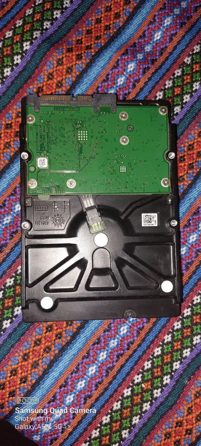 هارد ۴ ترا|قطعات و لوازم جانبی رایانه|شیراز, غدیر جنوبی|دیوار