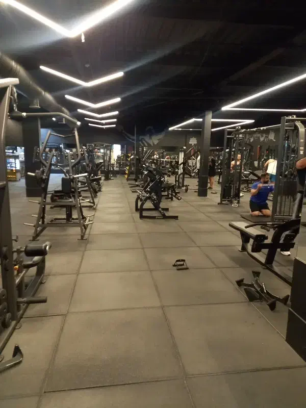 نیرو خدمات باشگاه|استخدام سرایداری و نظافت|مشهد, الهیه|دیوار