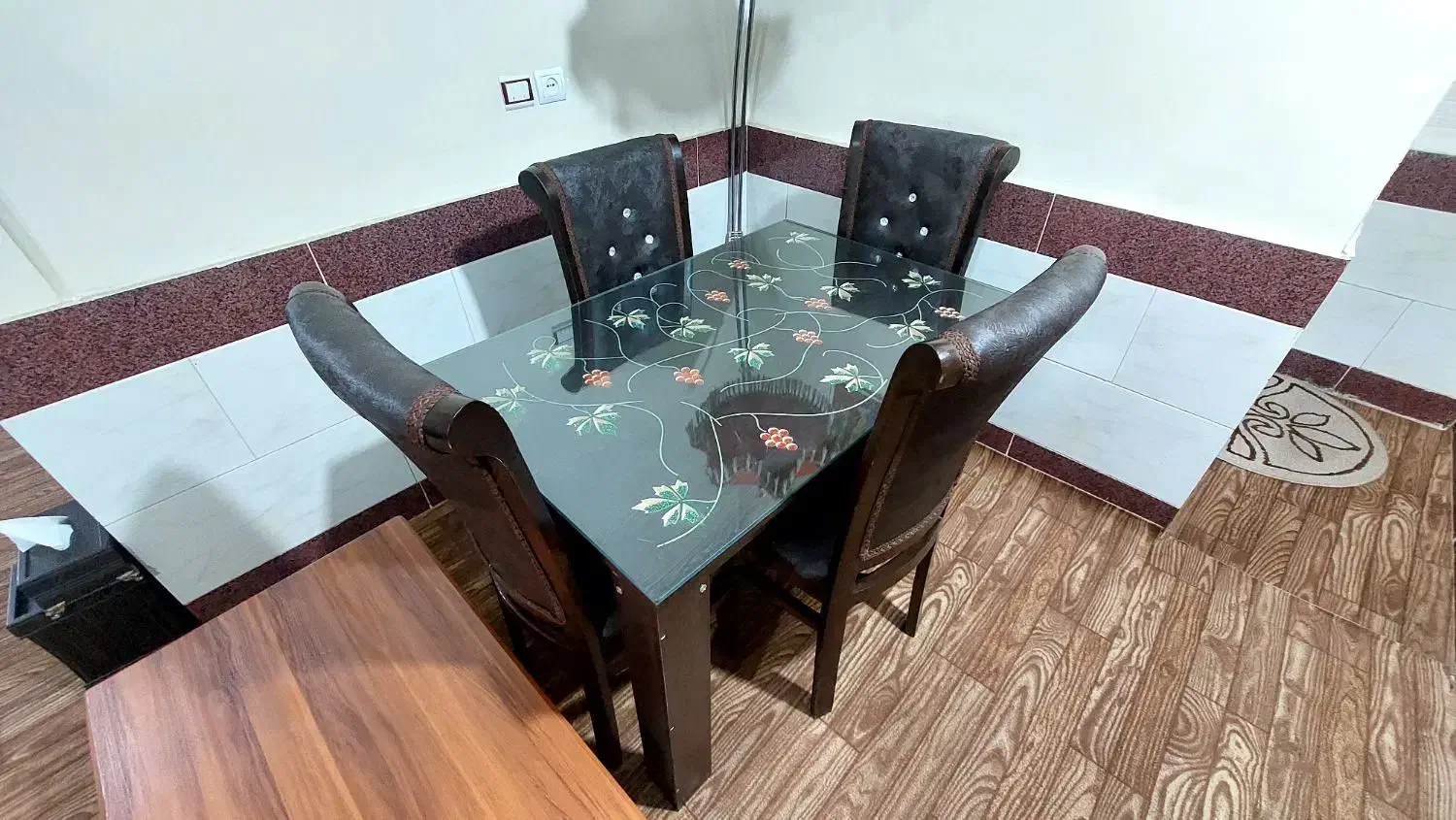 میز و صندلی و لوازم خانگی|میز و صندلی غذاخوری|شهریار, شهرک امیریه|دیوار