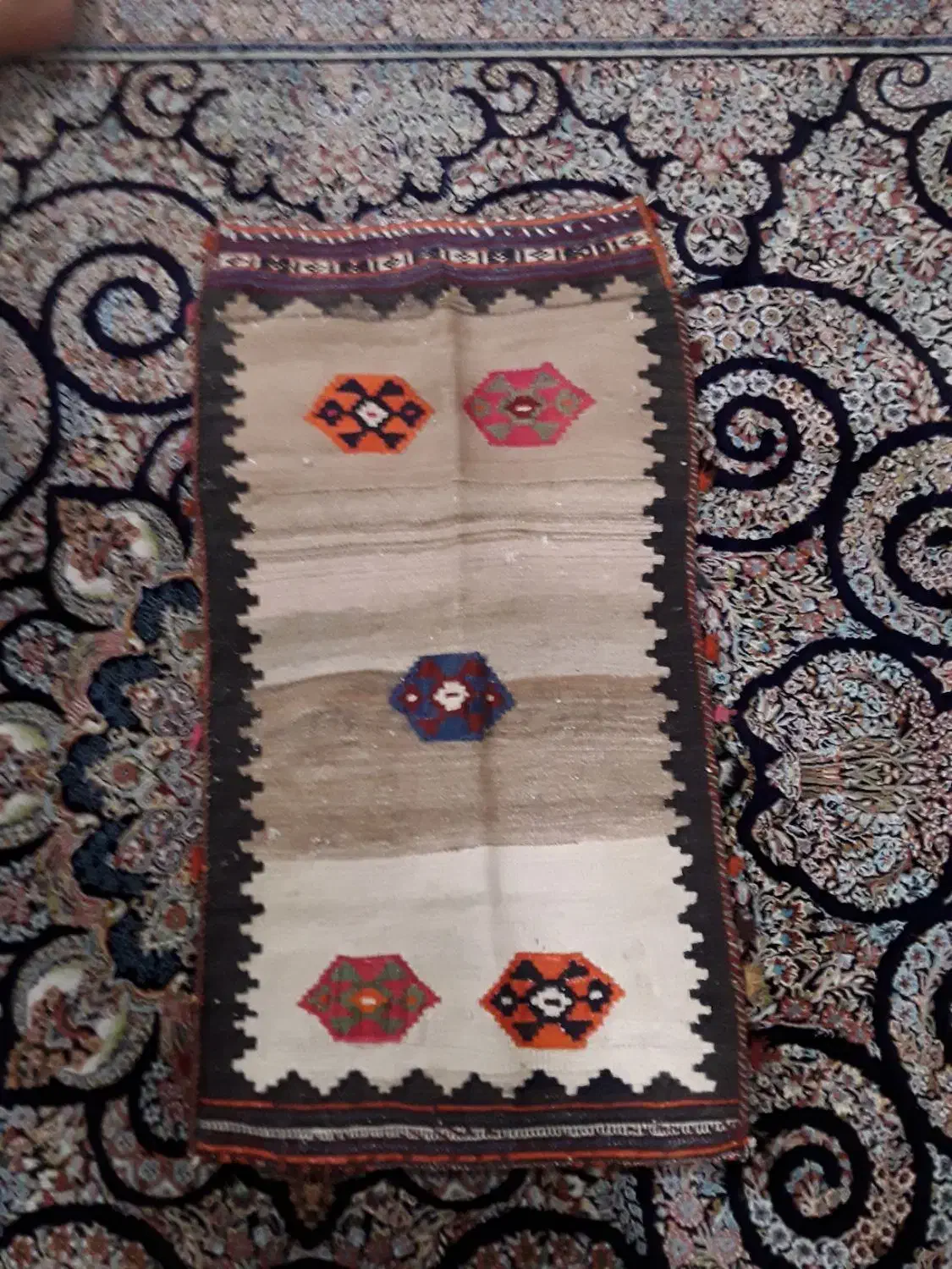 گلیم جاجیم دستباف|گلیم، جاجیم، گبه|پرند, فاز ۵|دیوار