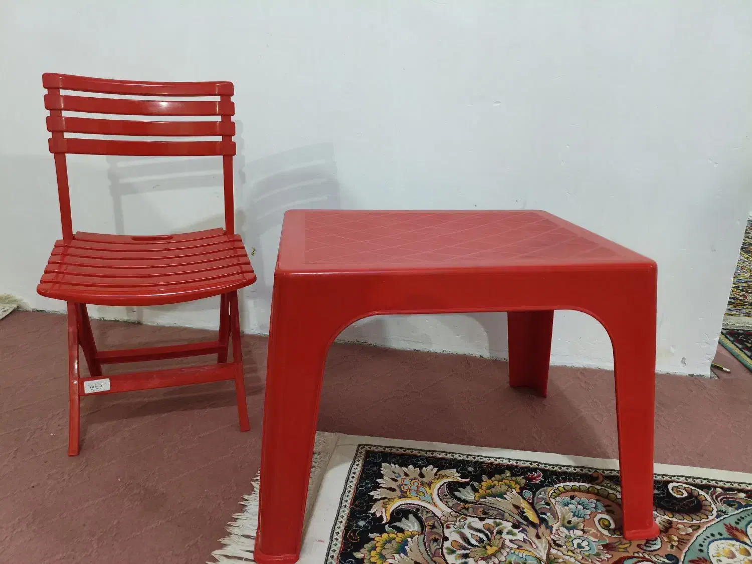 میز و صندلی بچگانه پلاستیکی|تخت و صندلی بچه|سامان, |دیوار