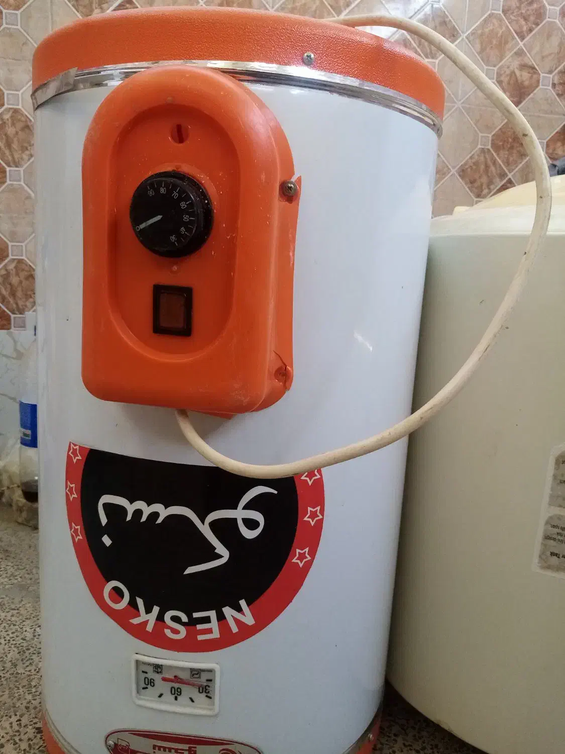 ابگرمکن برقی 50 لیتری|آبگرمکن، پکیج، شوفاژ|بندرعباس, |دیوار