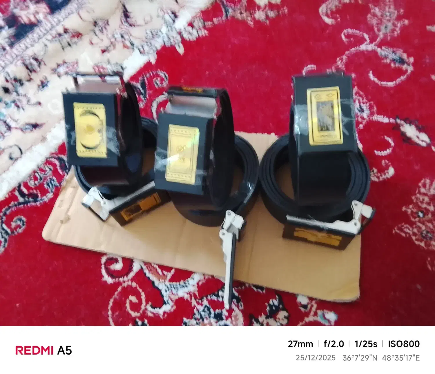 کیف و کمربند|کیف، کفش، کمربند|قیدار, |دیوار