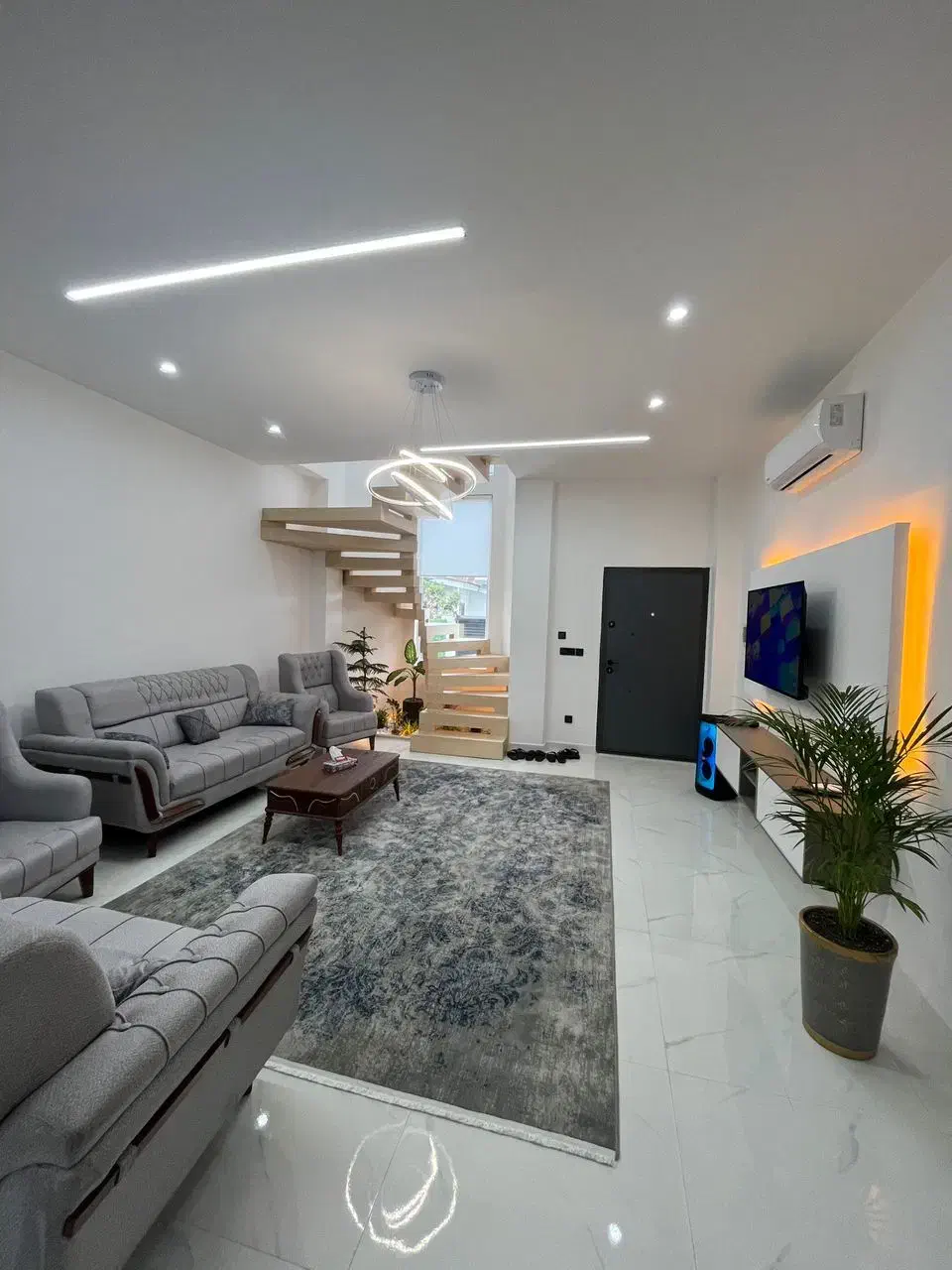 ویلا دوبلکس با روف نوساز ( مشاور معتمدی)|اجارهٔ خانه و ویلا|نوشهر, |دیوار