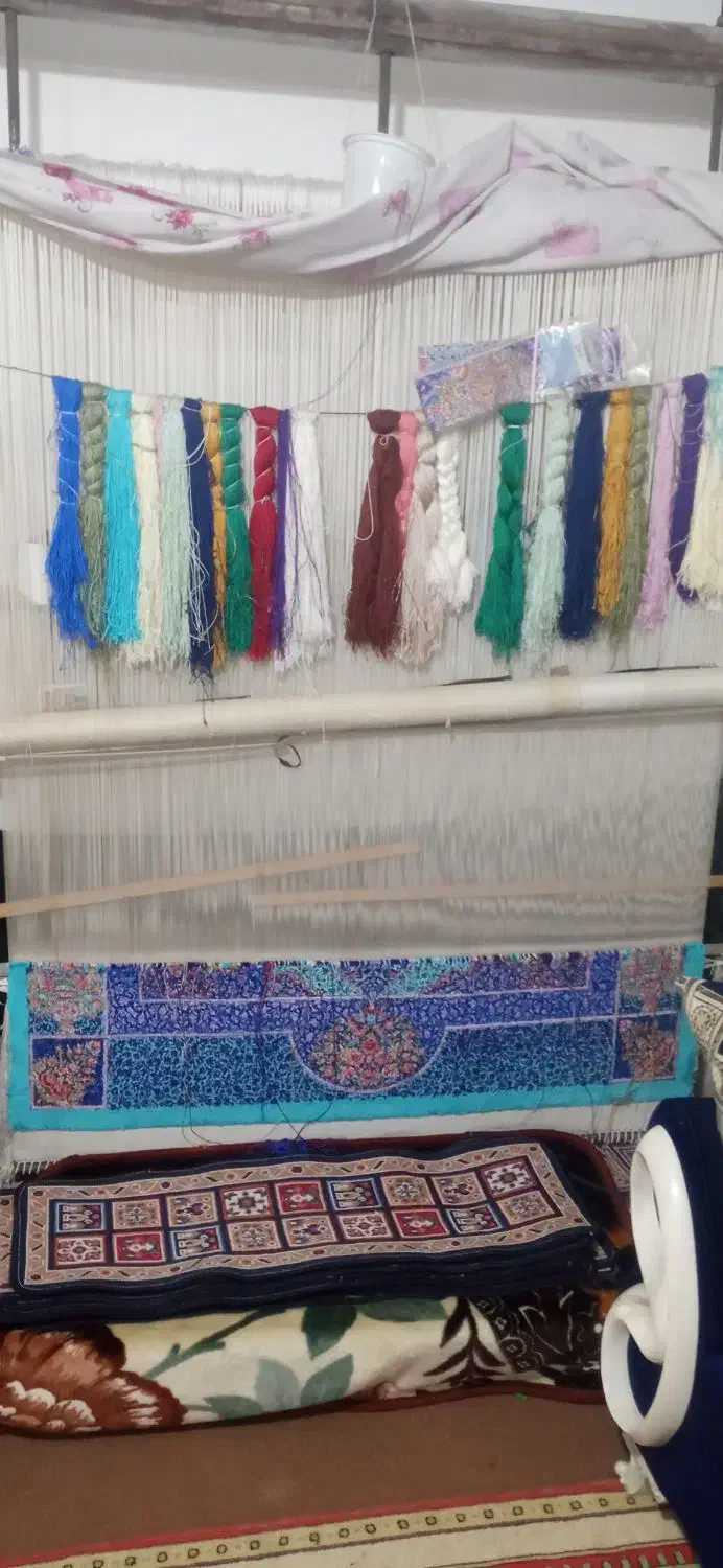 قالی نیمه کاره ابریشم|فرش|قم, علی آباد سعدگان|دیوار