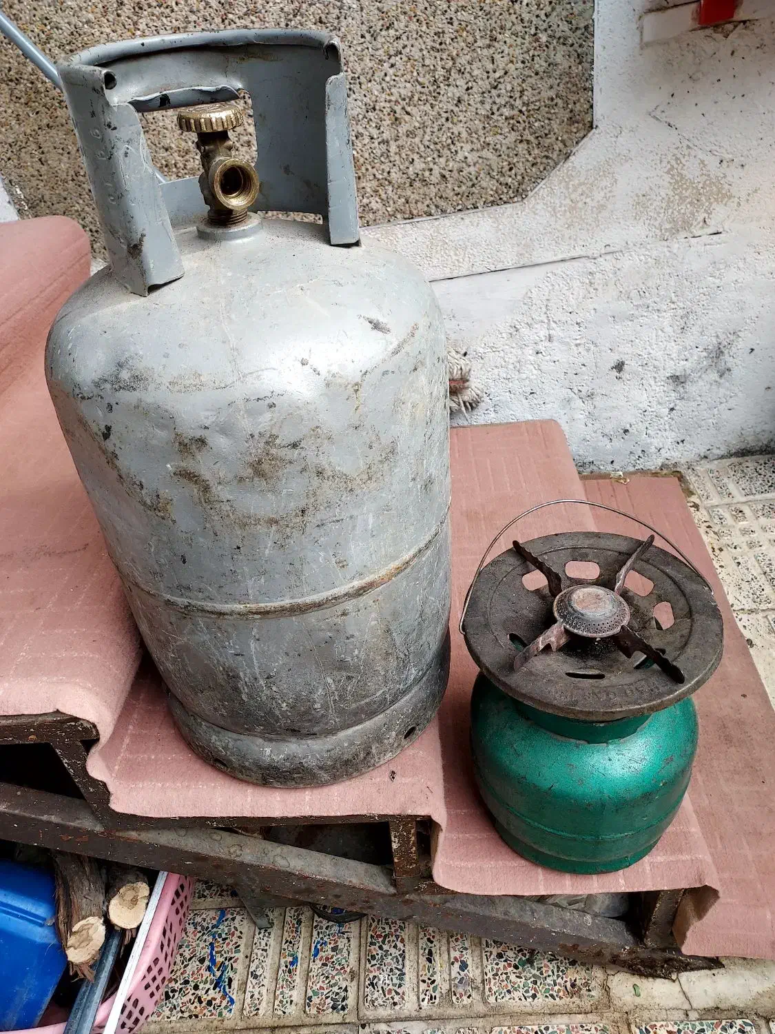 کپسول گازبوتان|اجاق گاز و لوازم برقی پخت‌وپز|بروجرد, |دیوار