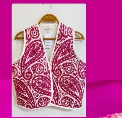 جلیقه سوزندوزی|لباس|نائین, |دیوار