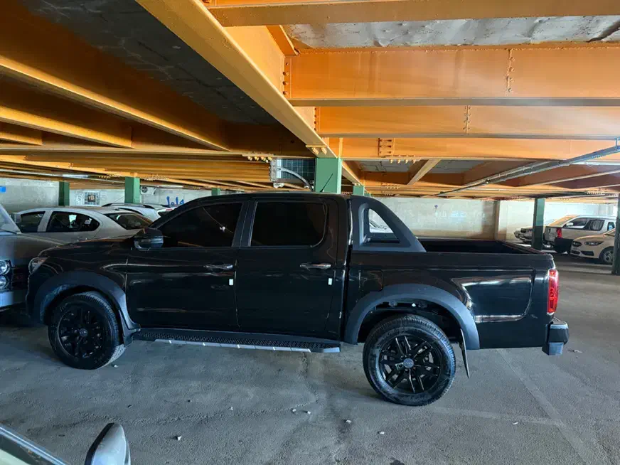 فروش T8 مشکی مدل 1402|خودرو سواری و وانت|کرمانشاه, |دیوار