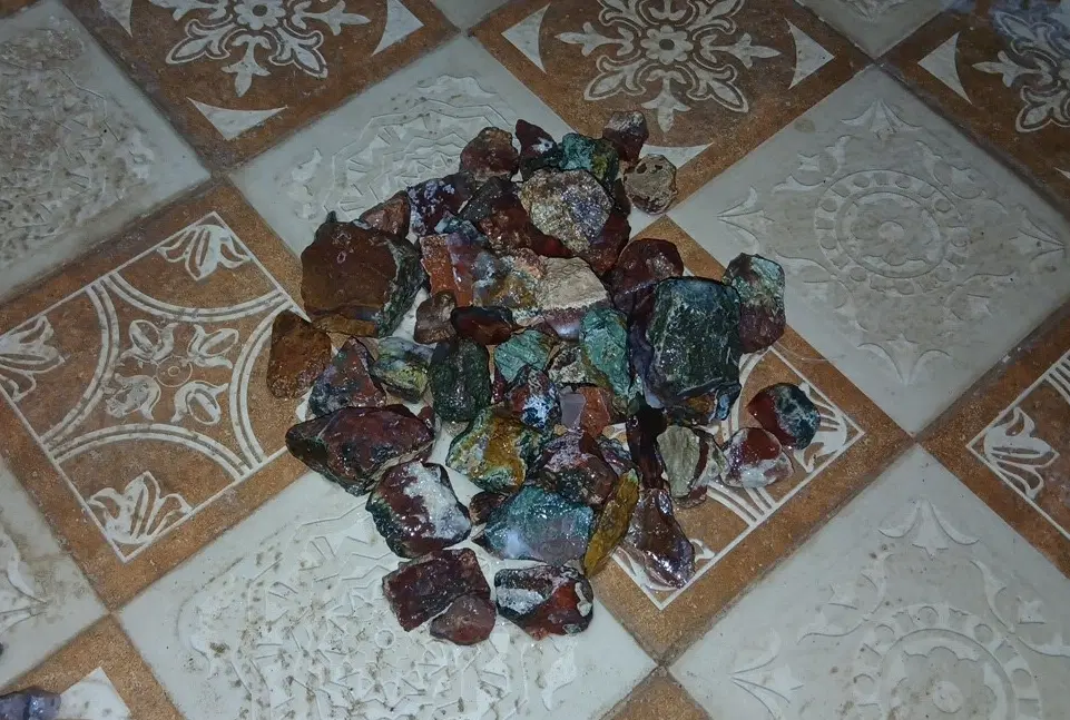 سنگ|جواهرات|تربت‌حیدریه, شهرک ولیعصر|دیوار