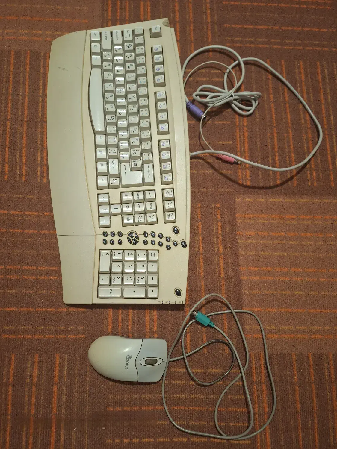 موسسه و کیبورد|قطعات و لوازم جانبی رایانه|شیراز, ارم|دیوار