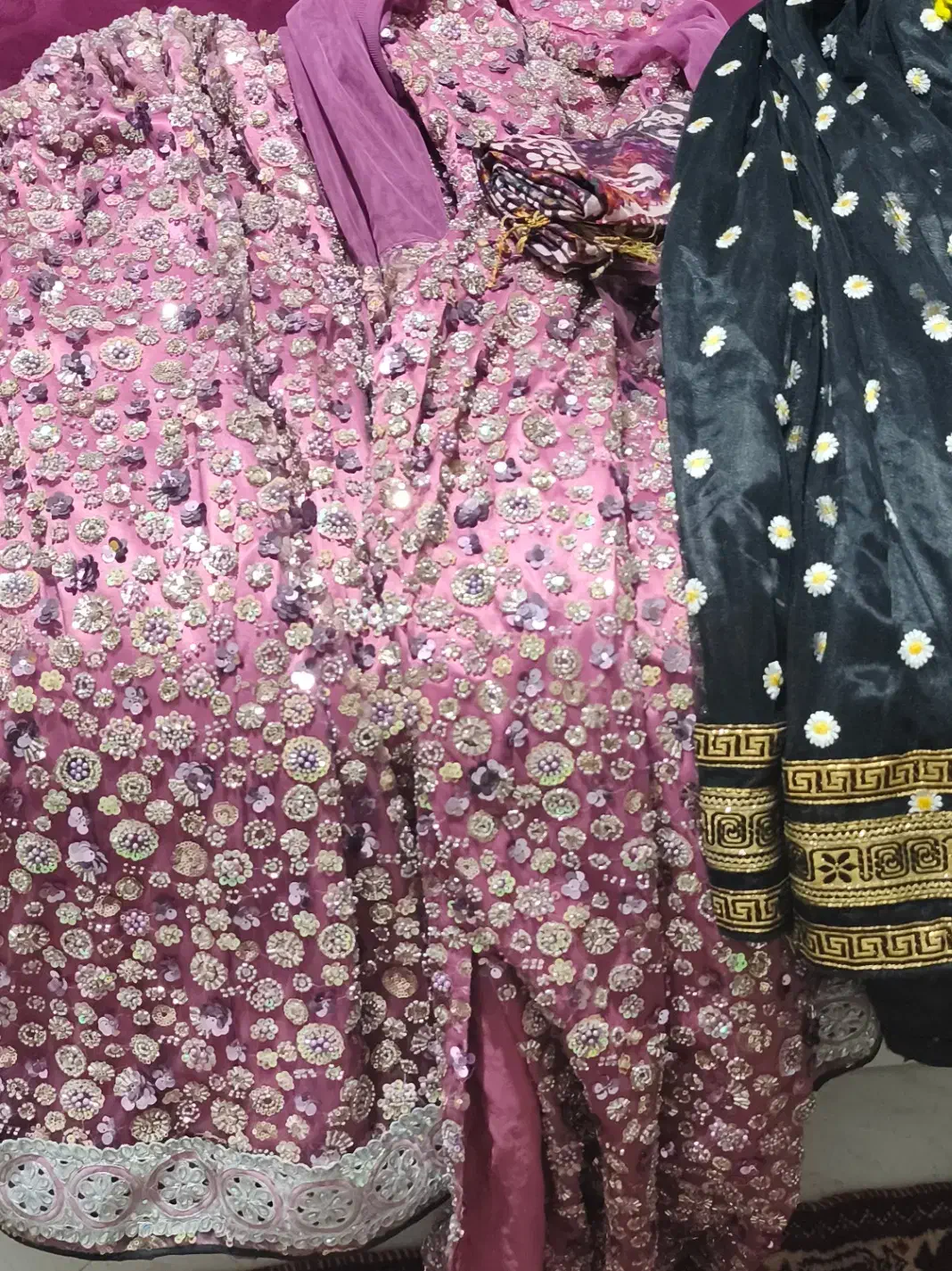 سه دست لباس محلی تمیزومرتب به فروش میرسد|لباس|شیراز, رکن‌آباد|دیوار