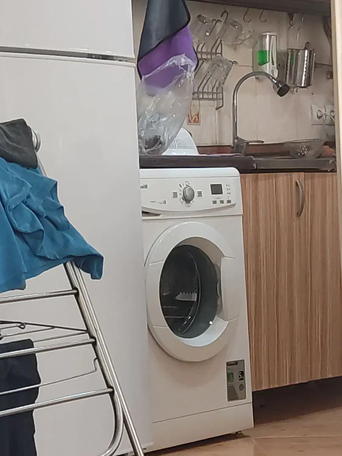 نظافتچی خانم|استخدام سرایداری و نظافت|تهران, جیحون|دیوار