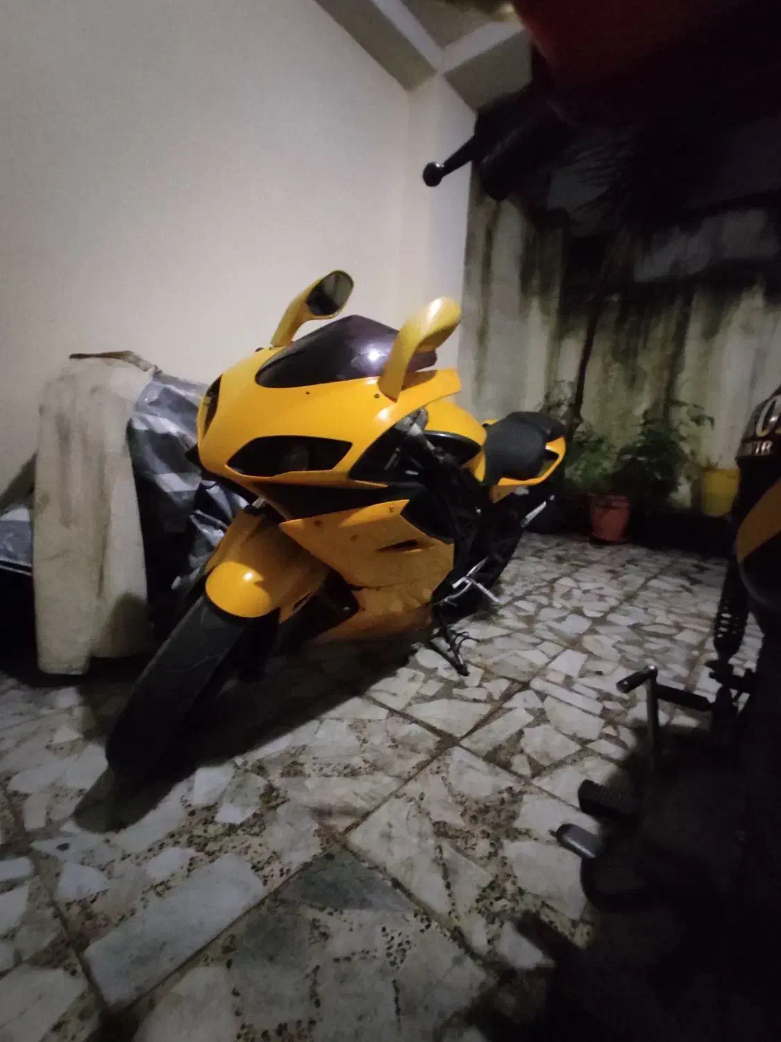 مگلی زرد 250|موتورسیکلت|رشت, توشیبا|دیوار