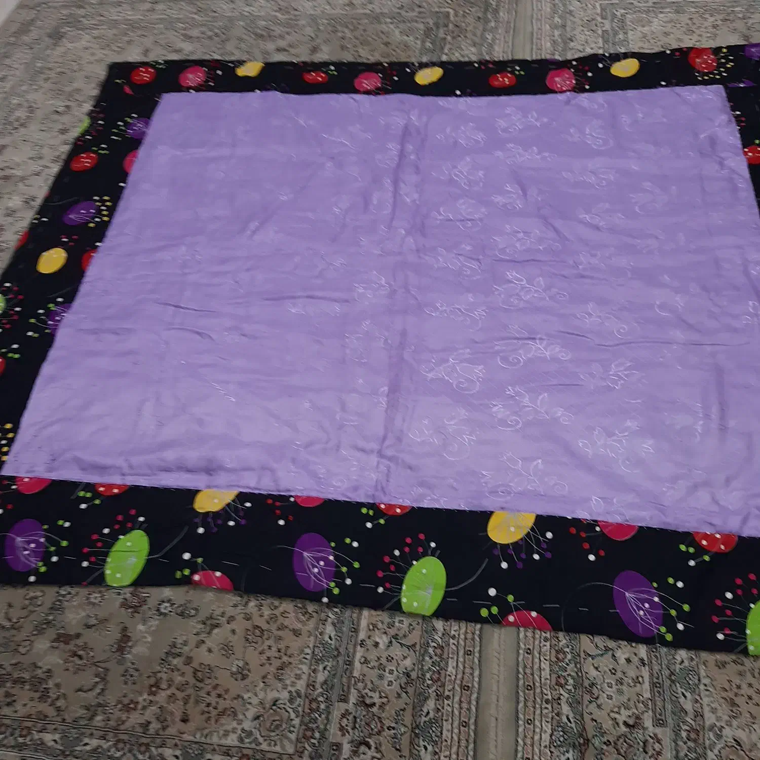 لحاف پشمی با ملحفه نو|رختخواب، بالش، پتو|لاهیجان, کوی زمانی|دیوار