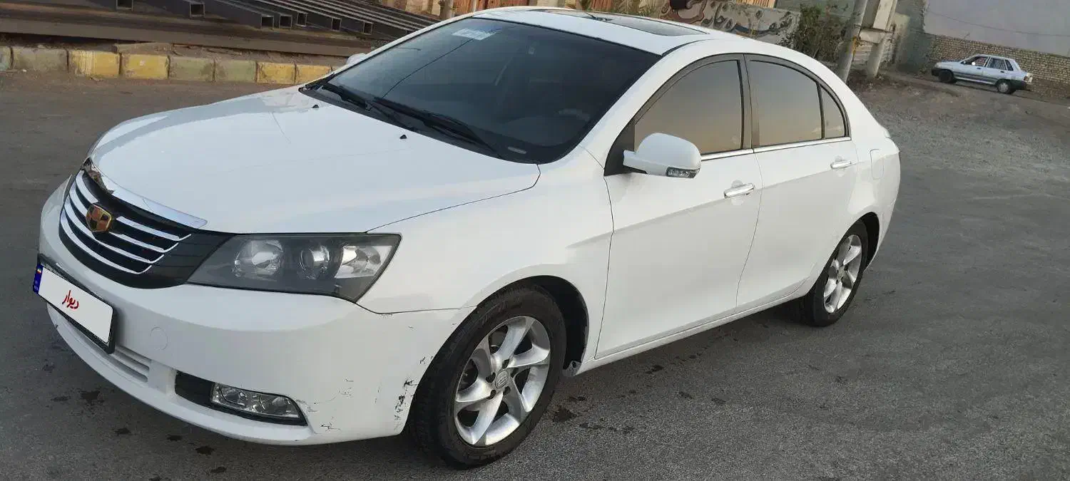 جیلی امگرند 7 دنده ای 2013|خودرو سواری و وانت|کاشان, راوند|دیوار