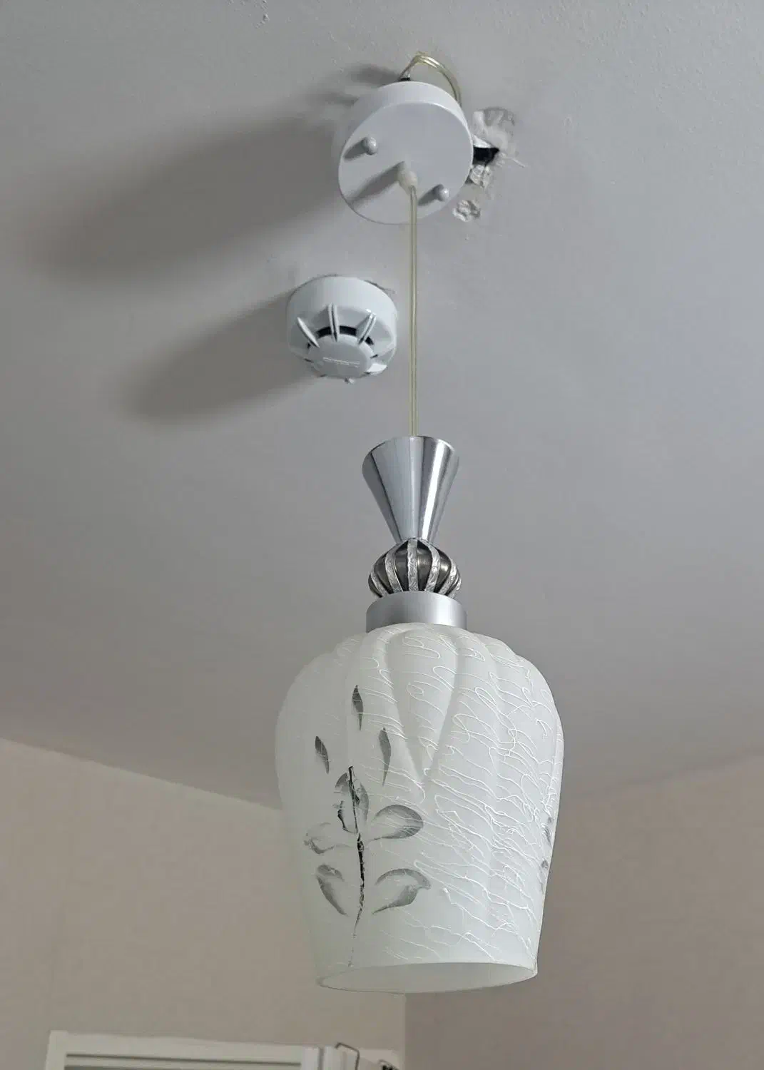 لوستر|لوستر و چراغ آویز|شاهینشهر, عطار|دیوار