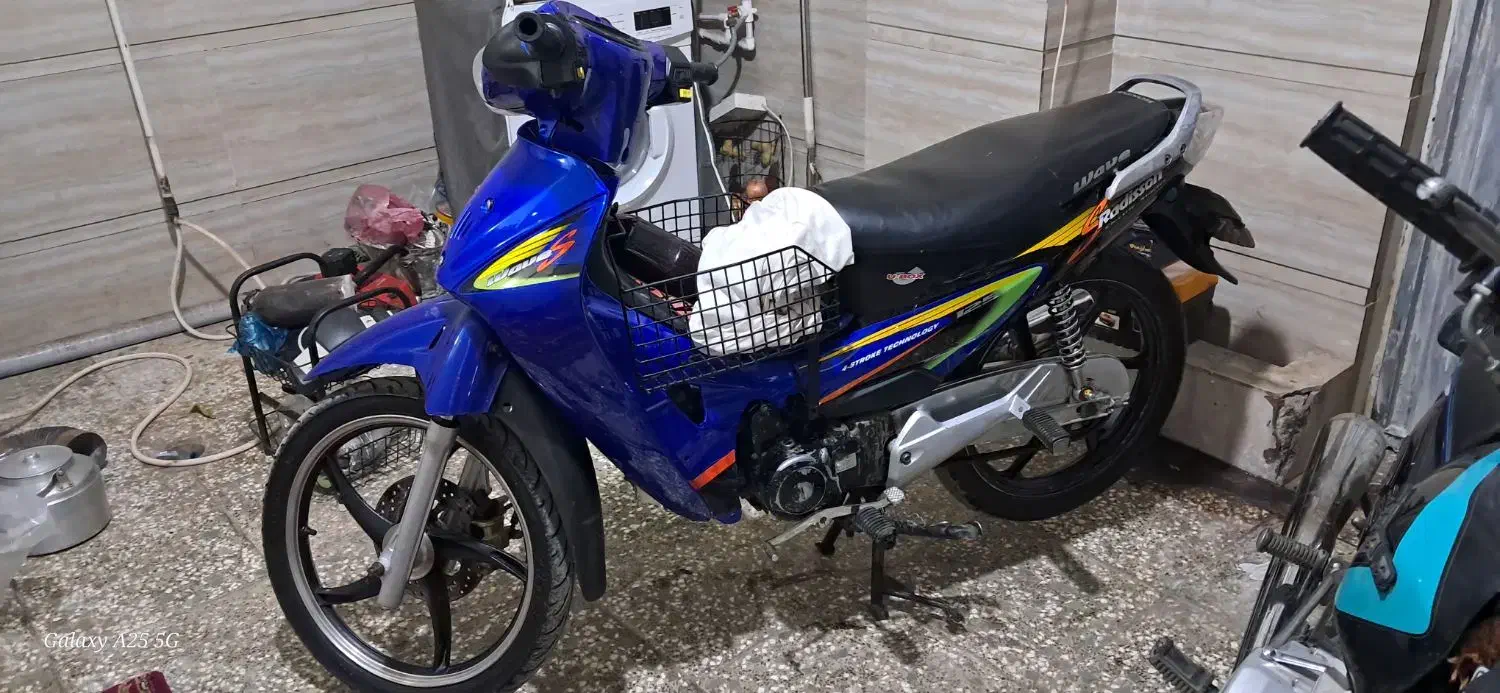 ی دستگاه موتور بی کلاج|موتورسیکلت|دلند, |دیوار