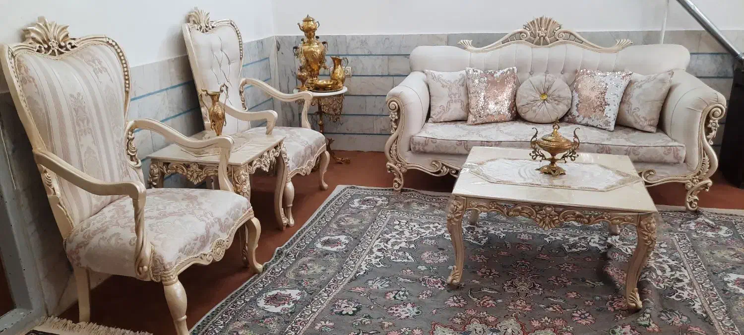 ست مبل کلاسیک چوب راش همراه میز غذا خوری ست|مبلمان خانگی و میز عسلی|اقبالیه, |دیوار