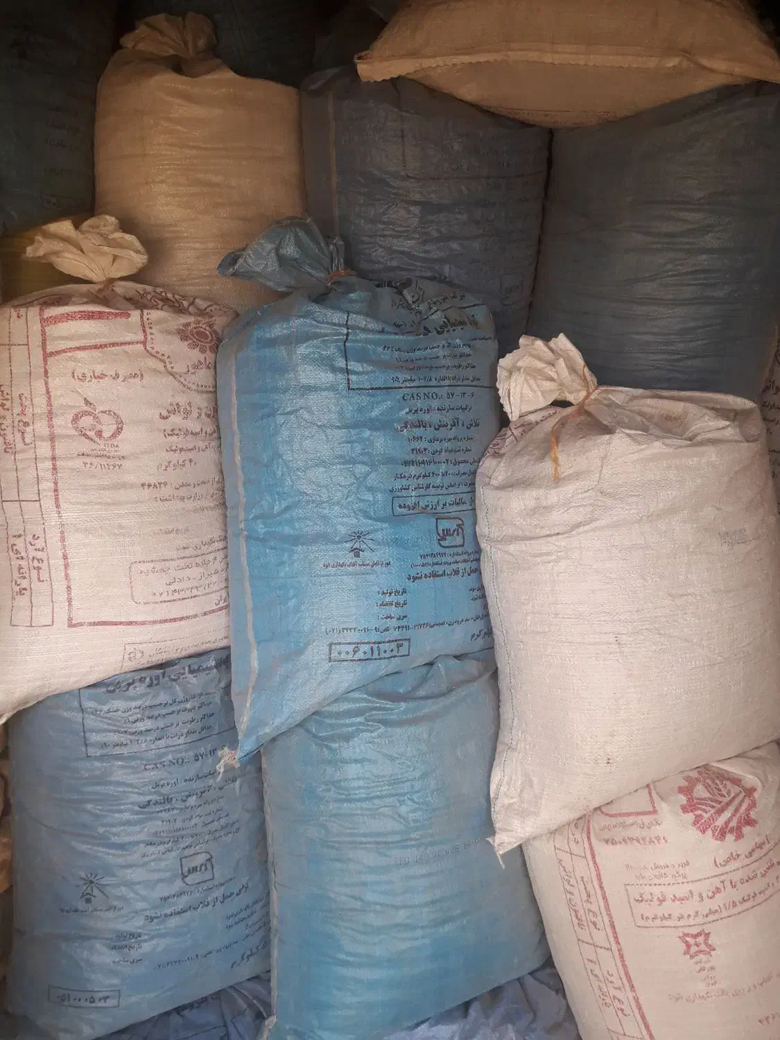 فروش یک نیسان کود گوسفندی(گونی گرفته)|لوازم جانبی حیوانات|کامفیروز, |دیوار