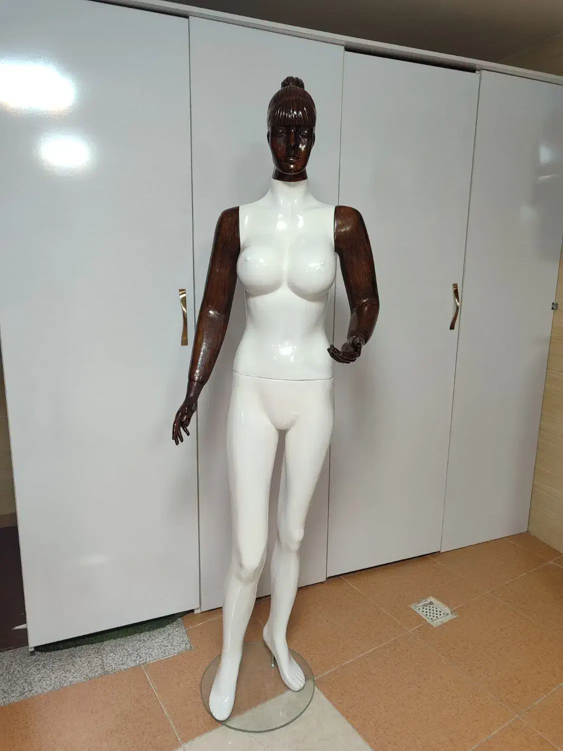 مانکن|فروشگاه و مغازه|شهرضا, |دیوار