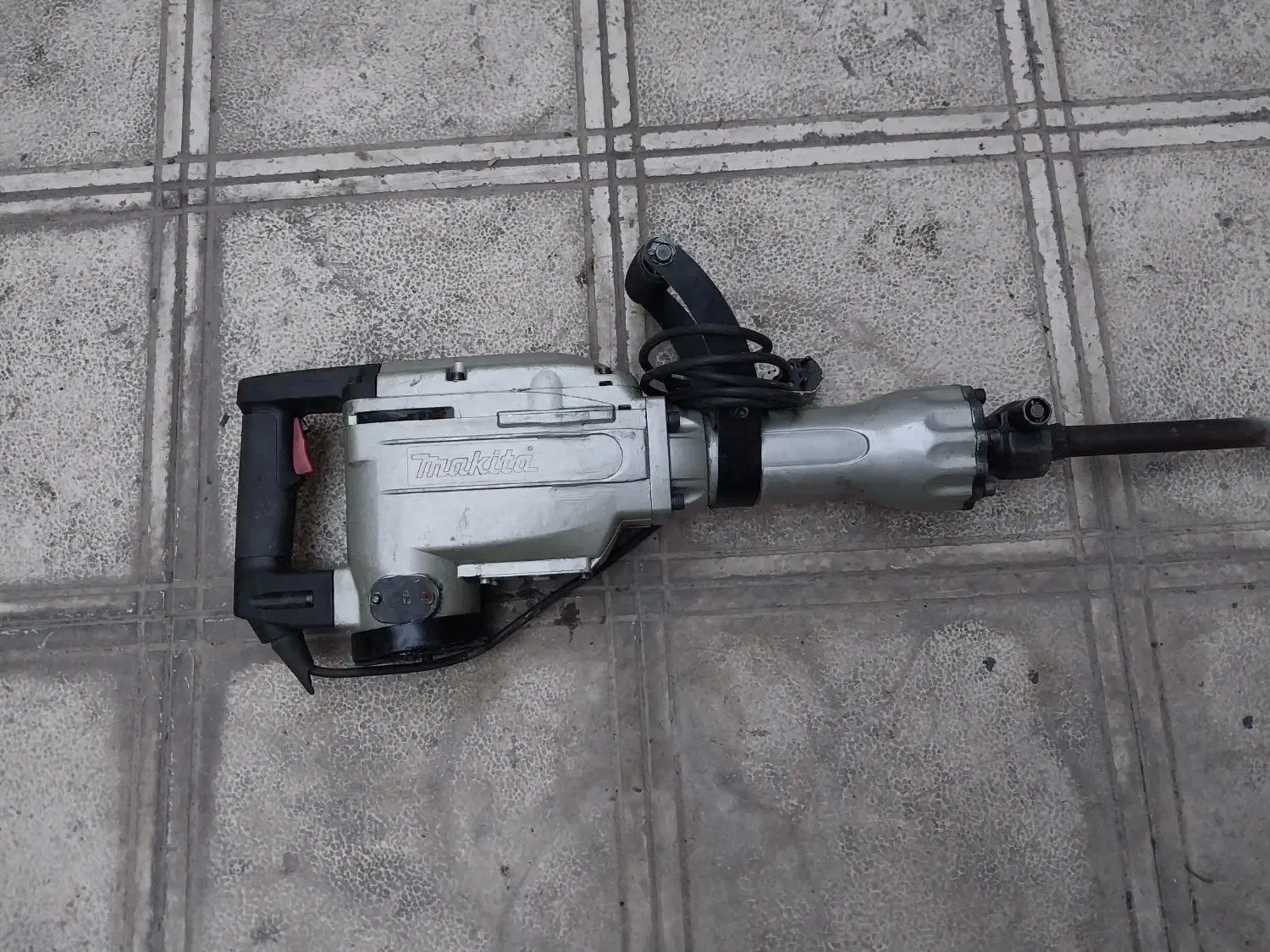 بتن کن هیلتی ۱۷ کیلویی ماکیتا ژاپن|ابزارآلات|تهران, افسریه شمالی|دیوار