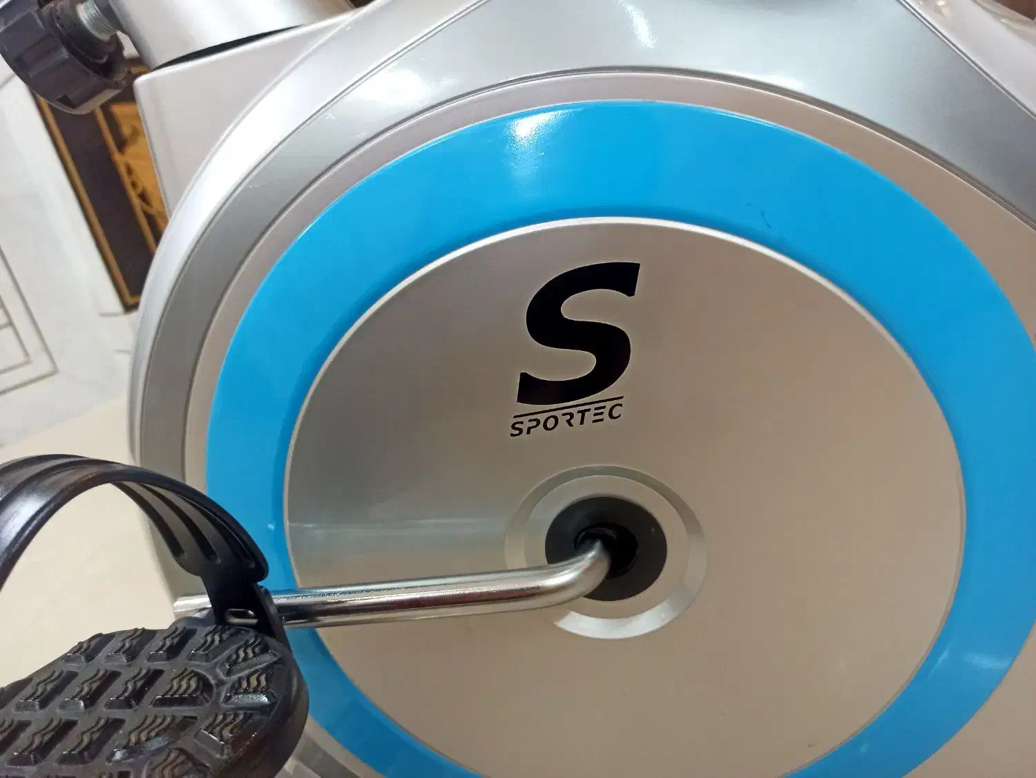 دوچرخه ثابت ورزشی سیستم مگنتیک نونو در حد آک|تجهیزات ورزشی|اصفهان, محله اسلامی|دیوار