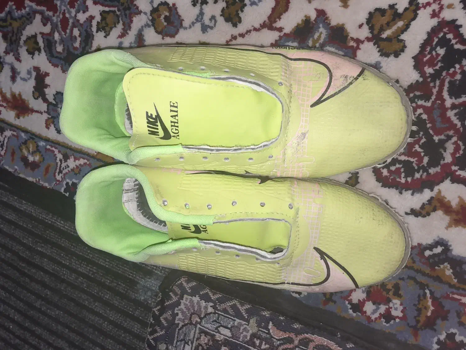 کفش استوک دار|کیف، کفش، کمربند|کارون, |دیوار