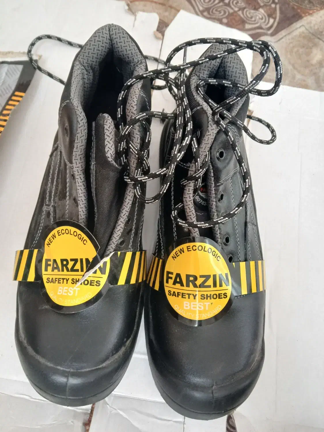 کفش کار|کیف، کفش، کمربند|میناب, |دیوار