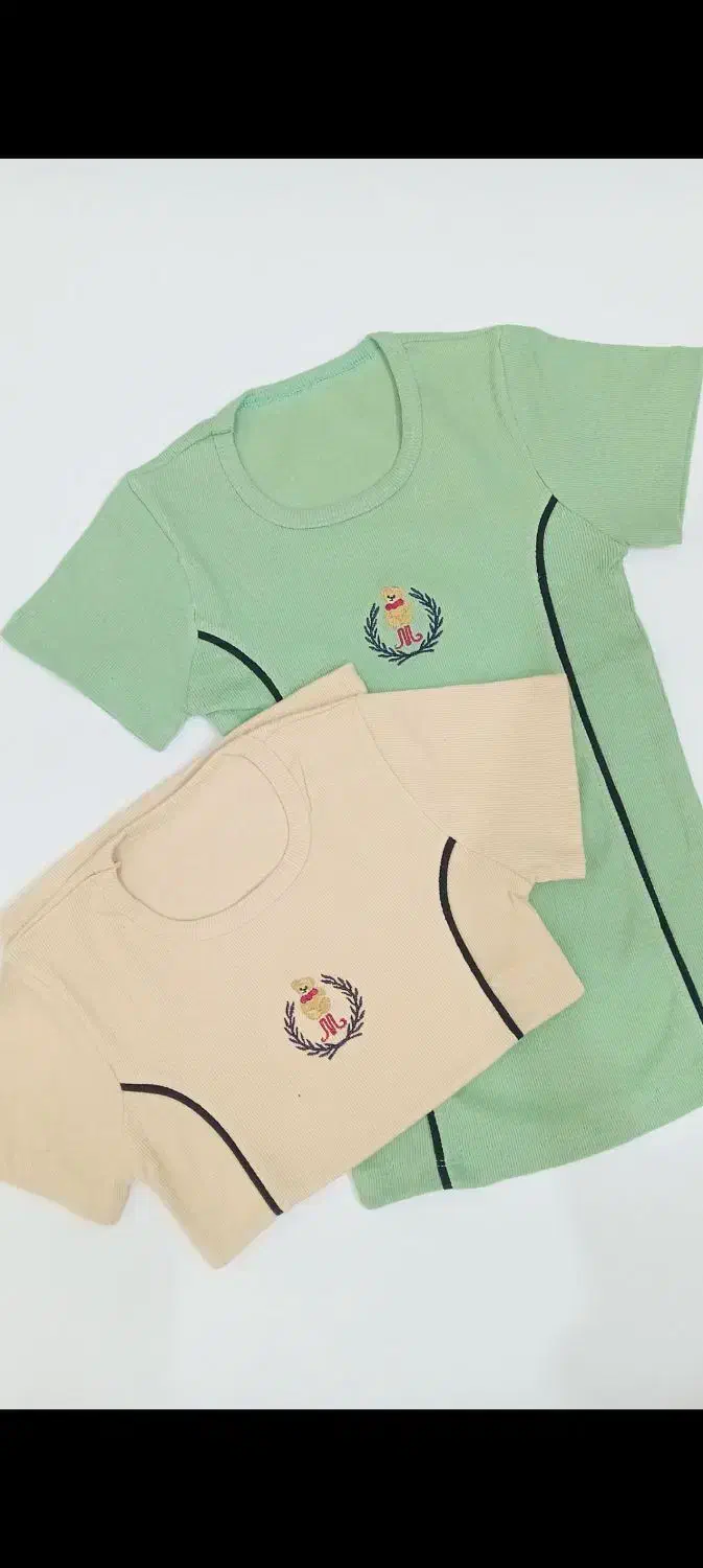 کراپ و لباس زیر|لباس|بومهن, |دیوار