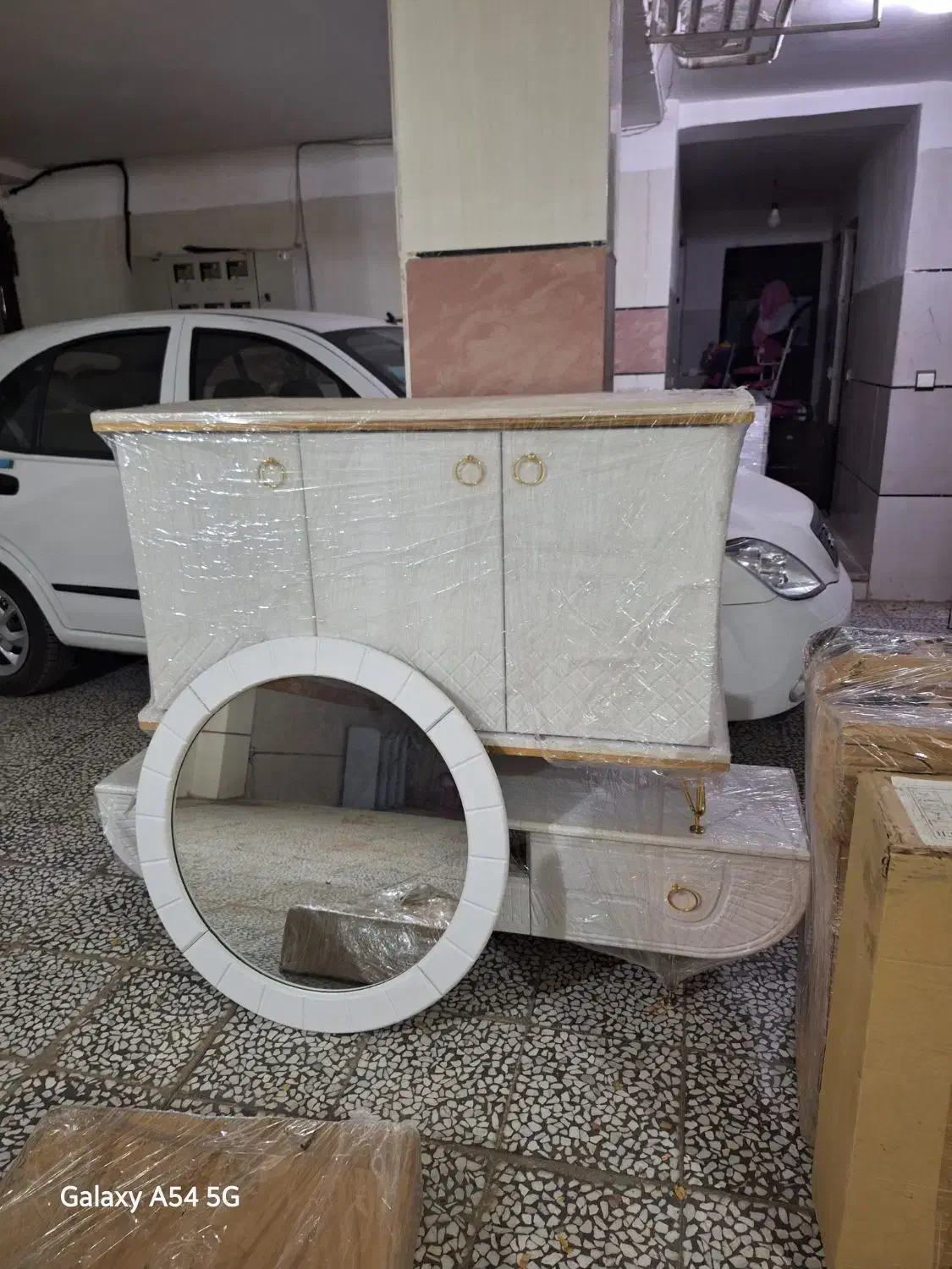 میز تی وی با ایینه کنسول در حد نو|میز تلویزیون|الوند, |دیوار