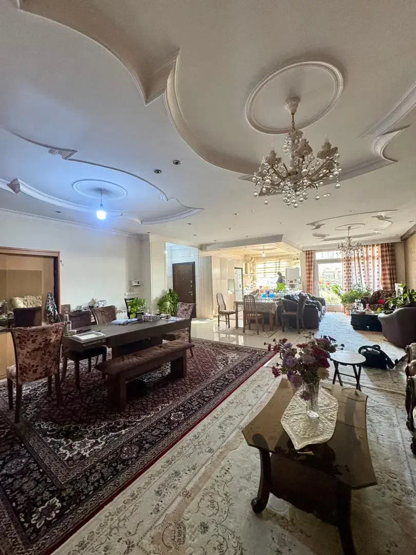 ۱۶۸ متر / تک واحدی / تهاتر با واحد کوچکتر/ سروآزاد|فروش آپارتمان|تهران, آزادشهر|دیوار