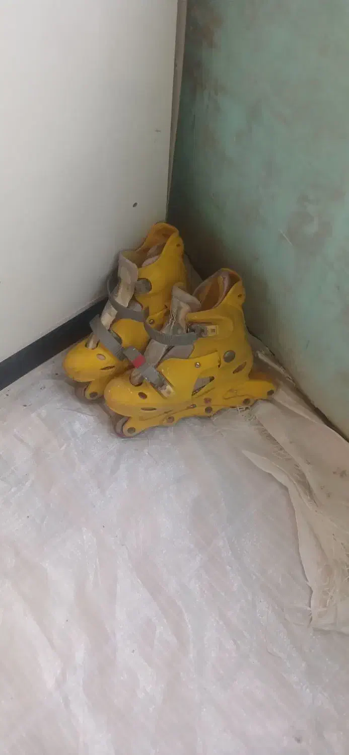 اسکیت زرد|دوچرخه، اسکیت، اسکوتر|شهرضا, |دیوار