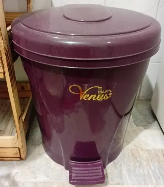 سطل زباله پدالی نو|لوازم نظافت|تهران, گلستان (شهرک راه آهن)|دیوار