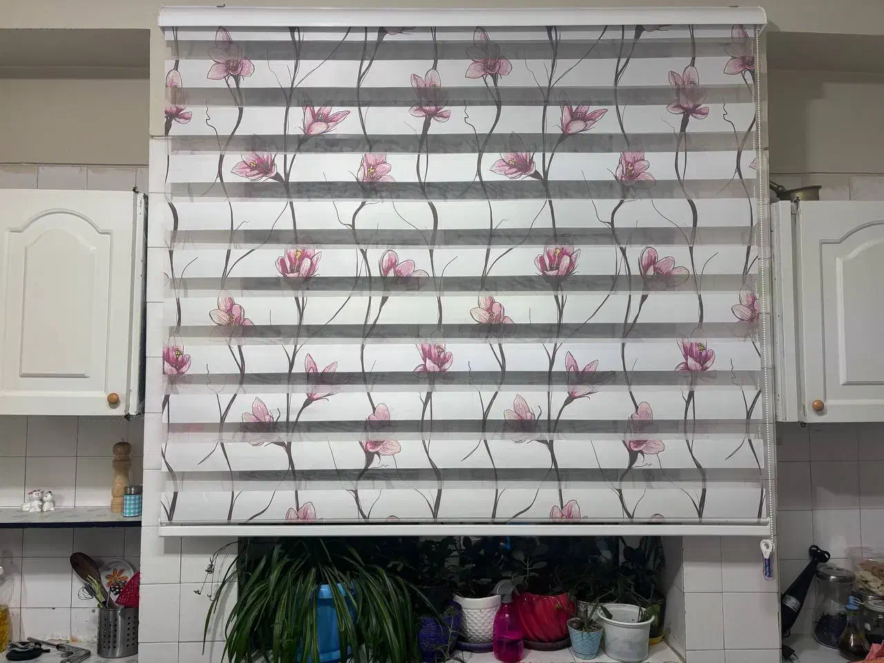 سه عدد پرده‌|پرده، رانر، رومیزی|مهاجران, |دیوار